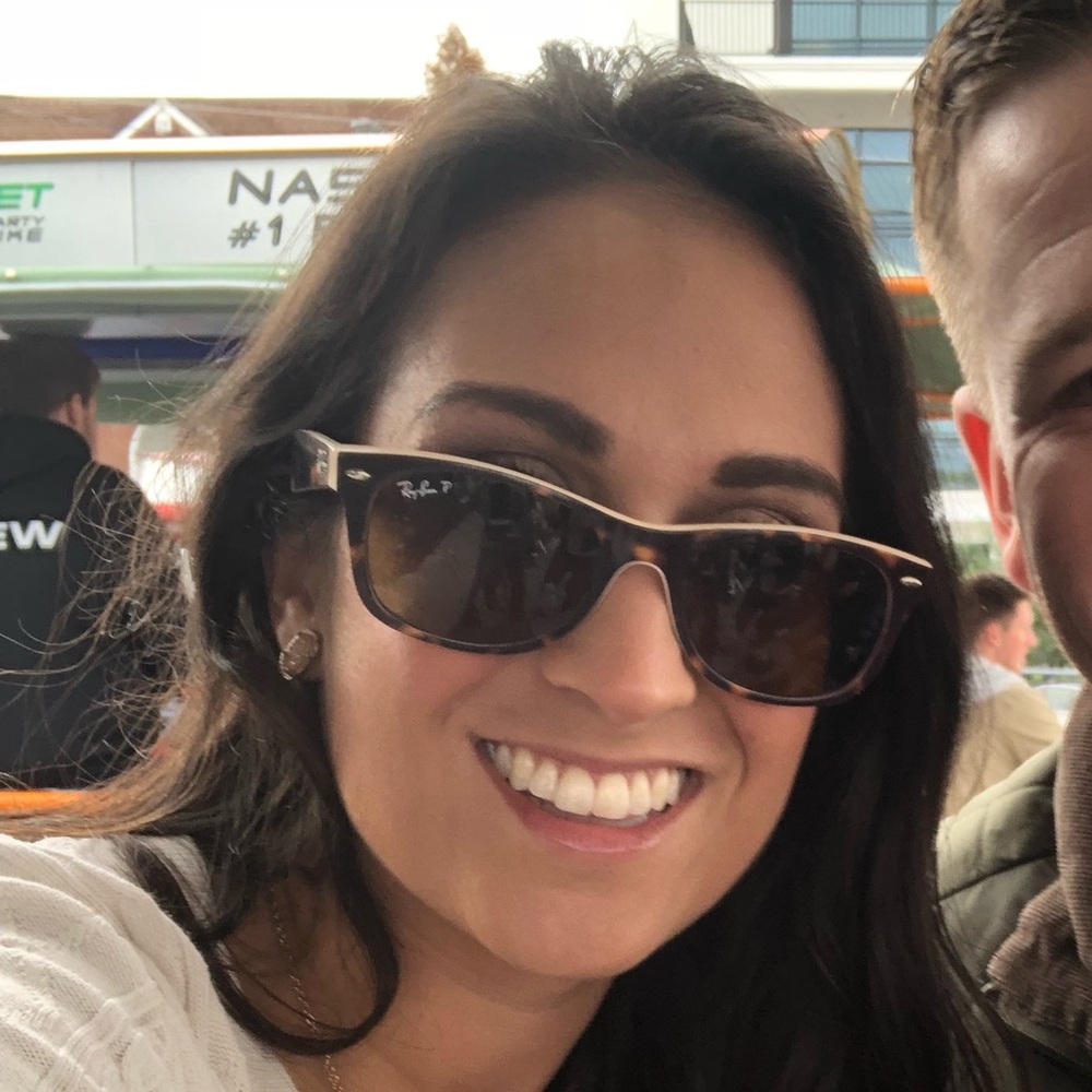 Meet your Posher, Ashley